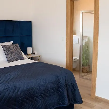 Sea And Mountain View Apartament