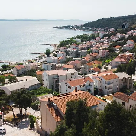 Sea And Mountain View Apartament Duće